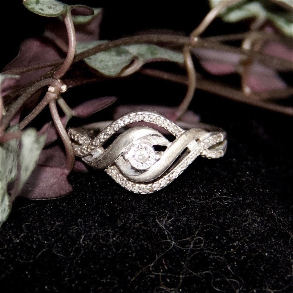 Sterling Silver 925 Bypass Swirl Ring Round Accent Pave Crystal Band Size 7